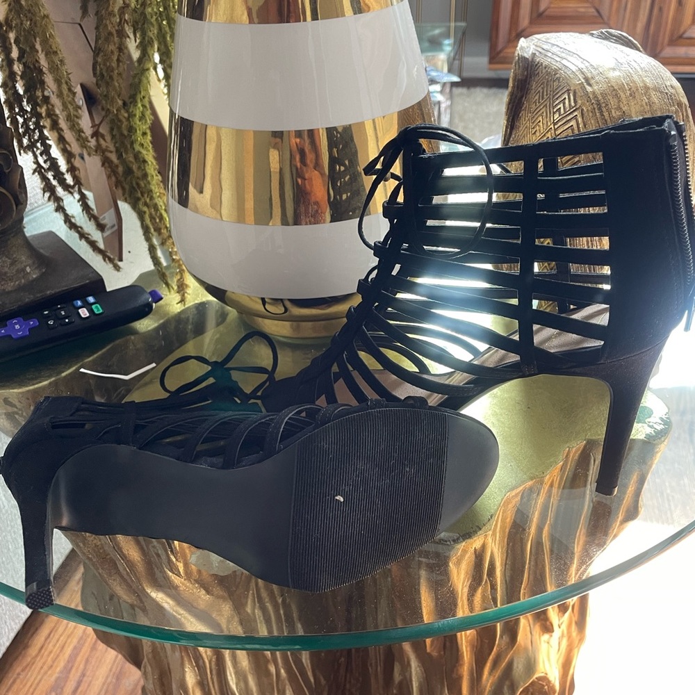 Black heel